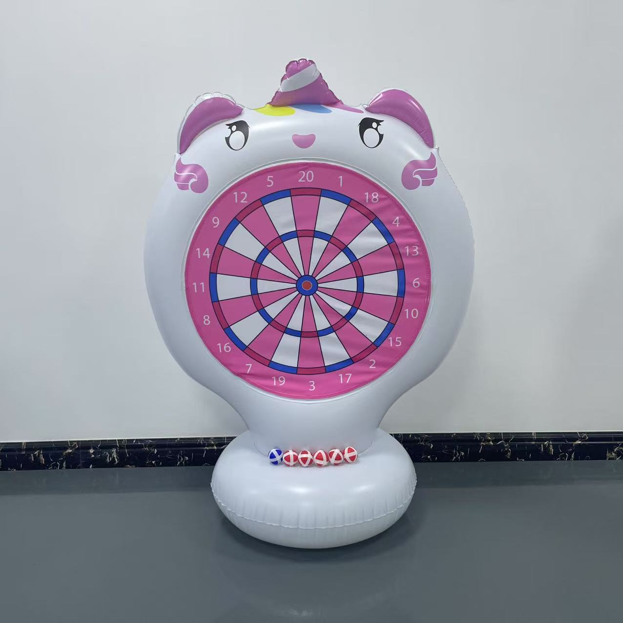 インフレータブルユニコーン投げゲームターゲット粘着ダーツ屋外 - Party Games Kids のレビューと価格