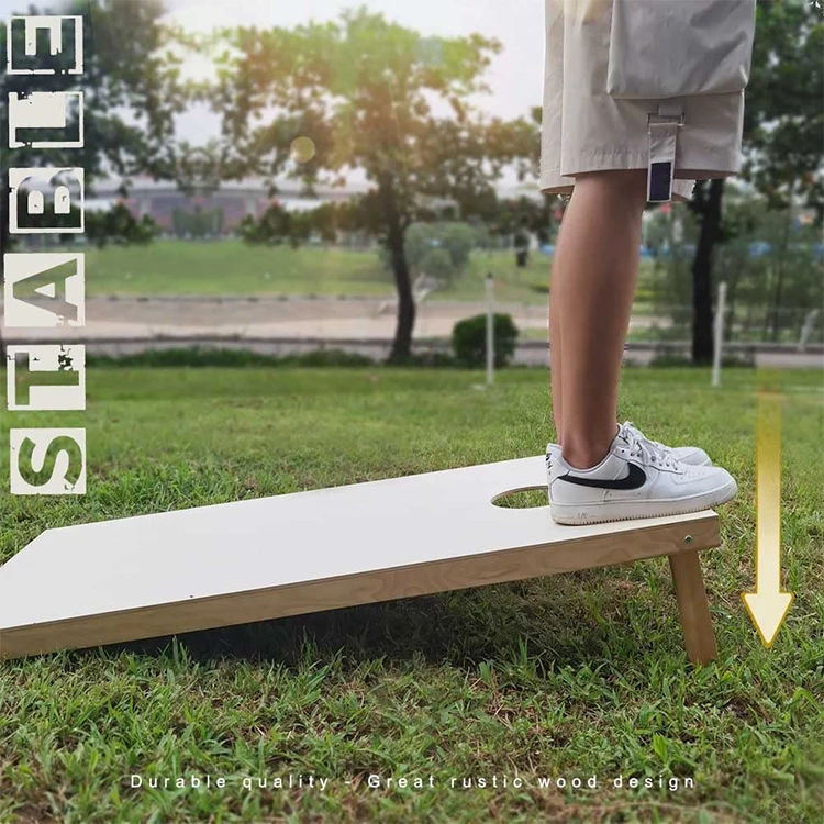 8個のコーンホール投げ袋と無垢材プレミアムコーンホールゲーム - Cornhole Board Set のレビューと価格